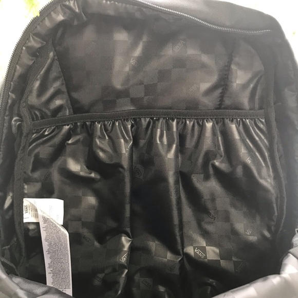 NWT VANS Realm Backpack Multi Metallic W AUTHENTIC - Picture 6 of 8